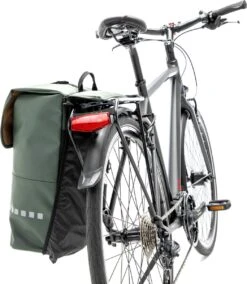 New Looxs Odense Backpack Fietsrugzak - 15 Inch Laptopvak - 18 Liter - Groen 19 New Looxs Odense Backpack Fietsrugzak - 15 Inch Laptopvak - 18 Liter - Groen -BASIL Verkoop 1045x1200 3