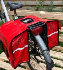 BayNL- Waterdicht - Dubbele - Bisonyl - Fietstas- Reflectoren - Zwart – 34cmX16.2cmX32cm=35 Liter -BASIL Verkoop 1081x1200 6