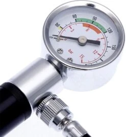 LHP Fietspomp Mini - Analoog Drukmeter - Inclusief Naaldventiel En Fietsbandreparatieset 10 LHP Fietspomp Mini - Analoog Drukmeter - Inclusief Naaldventiel En Fietsbandreparatieset -BASIL Verkoop 1103x1200