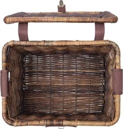 Basil Denton Fietsmand L - Voor - Rotan - Bruin - Large 17 Basil Denton Fietsmand L - Voor - Rotan - Bruin - Large -BASIL Verkoop 1146x1200