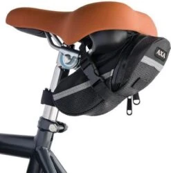 Slotset AXA Defender + Insteekketting 100cm + Tas Op Kaart -BASIL Verkoop 1184x1200 1