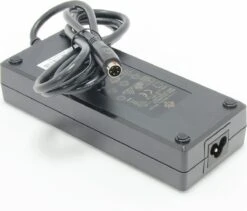 Acculader Stella - Elektrische Fietsoplader - 42v 2A Met 5-polige Ronde Connector -BASIL Verkoop 1200x1024 4