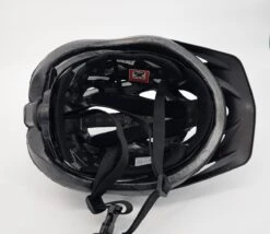 One Bikeparts® Fietshelm | Kleur Mat Zwart | Volwassenen | Lichtgewicht | 19 Ventilatie Gaten | Maat S/M Verstelbaar Tussen 54-58cm | Gecertificeerde Fietshelm Voor Volwassen | MTB Fietshelm | Geschenkdoos | Fietshelm Dames - Heren | Luxe Verpakking -BASIL Verkoop 1200x1039 7