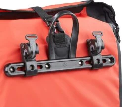 ACROPAQ Fietstas - Enkele, 25L, Waterdicht, Dragen Als Handtas En Schoudertas, Met Reflectoren - Ook Voor Elektrische Fietsen - Oranje -BASIL Verkoop 1200x1057 1