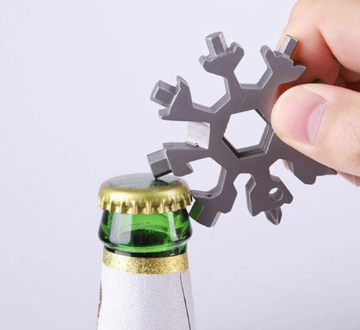 Merkloos VADERDAG TIP18-in-1 Multi Tool |Sneeuwvlok Sleutelhanger| Moersleutel | Draagbare Universele Tool |Schroevendraaier | Cadeau Tip | Vaderdag Cadeau | Vaderdag 4 Merkloos VADERDAG TIP18-in-1 Multi Tool |Sneeuwvlok Sleutelhanger| Moersleutel | Draagbare Universele Tool |Schroevendraaier | Cadeau Tip | Vaderdag Cadeau | Vaderdag - Afbeelding 4