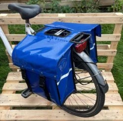 BayNL- Waterdicht - Dubbele - Bisonyl - Fietstas- Reflectoren - Blauw– 34cmX16.2cmX32cm=35 Liter -BASIL Verkoop 1200x1180 3
