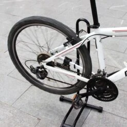 Decopatent® Fietsrek Om Fiets Horizontaal Te Stallen - Fietsstaander Standaard - Fietsrek Voor 1 Fiets - Voor Racefiets MTB E-bike -BASIL Verkoop 1200x1200 1316