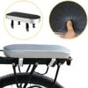 Lynnz® Bagagedrager Kussen - Fietskussen Achter - Bagagedragerkussen - Kussentje - Fiets Kussen 5 Lynnz® Bagagedrager Kussen - Fietskussen Achter - Bagagedragerkussen - Kussentje - Fiets Kussen -BASIL Verkoop 1200x1200 1704