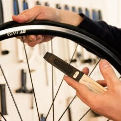 BBB Cycling ProfiLift Bandenlichter - Professioneel - BTL-79 6 BBB Cycling ProfiLift Bandenlichter - Professioneel - BTL-79 -BASIL Verkoop 1200x1200 1776