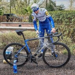 Morgan Blue Ontvetter Ketting Fiets - Kettingreiniger Fiets - 1000cc 18 Morgan Blue Ontvetter Ketting Fiets - Kettingreiniger Fiets - 1000cc -BASIL Verkoop 1200x1200 2038