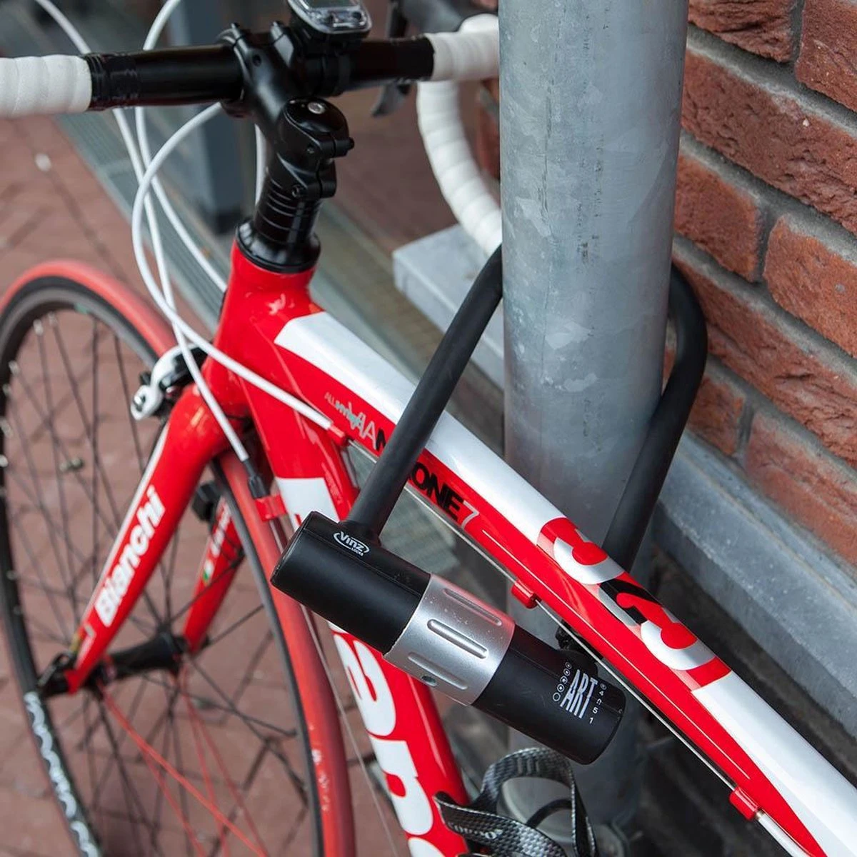 VINZ Ararat Beugelslot / Fietsslot / Motorslot / Scooterslot ART 4 - 32 Cm 5 VINZ Ararat Beugelslot / Fietsslot / Motorslot / Scooterslot ART 4 - 32 Cm - Afbeelding 5