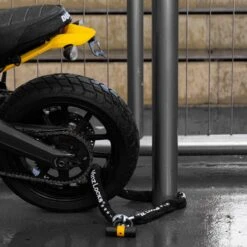 VINZ Trivor ART 4 Kettingslot - 200 Cm Motorslot Van Gehard Staal Met Ring / Scooterslot Met Hangslot / Schijfremslot -BASIL Verkoop 1200x1200 354