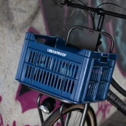 Gerecyclede Fietskrat Urban Proof 30 Liter - Donkerblauw -BASIL Verkoop 1200x1200 531