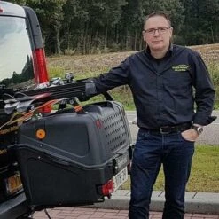 Dr. MovaNext Lux - Fietsendrager - 2 Fietsen - Trekhaak - 13 Polig - Opklapbaar -BASIL Verkoop 1200x1200 575