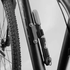 Giyo Fietspomp Mini - Fietspomp Met Drukmeter - Pomp Fiets Mini - 8.3 Bar - Inclusief Naaldventiel En Fietsbandreparatieset -BASIL Verkoop 1200x1200 600