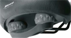 Zadel Selle Bassano Volare BigCity XXL Elastomeer - Zwart -BASIL Verkoop 1200x651 2