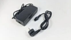 Phylion - Stella Fiets Acculader - Elektrische Fietsoplader - 5-polig (trapeze) -BASIL Verkoop 1200x675 8