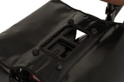 Fastrider Tarpaulin Dubbele Fietstas Zwart - 33L -BASIL Verkoop 1200x794 10