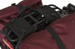 AGU Trend H2O Roll-Top Dubbele Fietstas Urban Rood - 28 L -BASIL Verkoop 1200x794 16