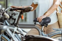 909 OUTDOOR Stadsfietszadel - Mountainbike Fietszadel - PU-leer - Comfortabel - Voor Elke Fiets - Waterdicht 10 909 OUTDOOR Stadsfietszadel - Mountainbike Fietszadel - PU-leer - Comfortabel - Voor Elke Fiets - Waterdicht -BASIL Verkoop 1200x799 113