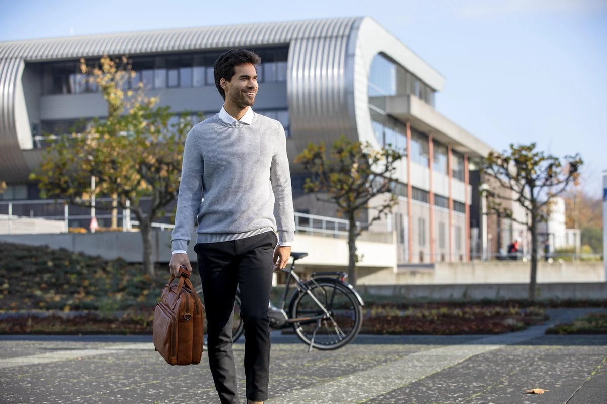 New Looxs Cali Laptoptas Fietstas - Leer - 15 Inch Laptopvak - 17 Liter - Cognac 7 New Looxs Cali Laptoptas Fietstas - Leer - 15 Inch Laptopvak - 17 Liter - Cognac - Afbeelding 7