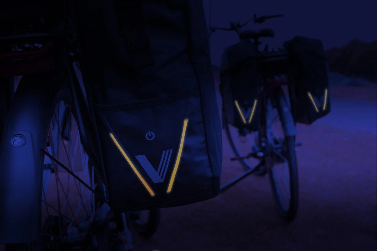 XLC V-light Rolltop Dubbele Fietstas - Zwart - 56 Liter 7 XLC V-light Rolltop Dubbele Fietstas - Zwart - 56 Liter - Afbeelding 7