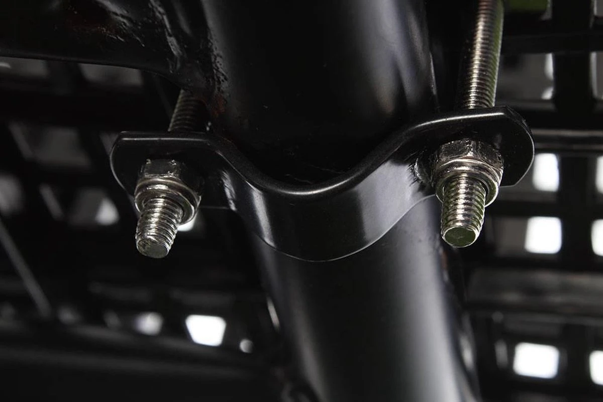 Basil Crate Mounting Set - Bevestigingsset Voor Basil Kratten En/of Rotan Manden - RVS 3 Basil Crate Mounting Set - Bevestigingsset Voor Basil Kratten En/of Rotan Manden - RVS - Afbeelding 3