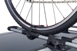 Thule FreeRide 532 - Dak Fietsdrager - Frame Montage 22 Thule FreeRide 532 - Dak Fietsdrager - Frame Montage -BASIL Verkoop 1200x800 151