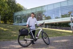 New Looxs Nova Postino Enkele Fietstas - Afneembaar - 15 Inch Laptopvak - 18 Liter - Zwart 16 New Looxs Nova Postino Enkele Fietstas - Afneembaar - 15 Inch Laptopvak - 18 Liter - Zwart -BASIL Verkoop 1200x800 3