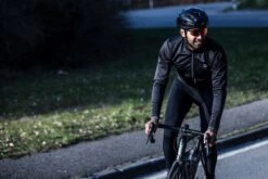 Rogelli Essential Winterjack - Fietsjack Heren - Zwart - Maat 2XL -BASIL Verkoop 1200x800 305