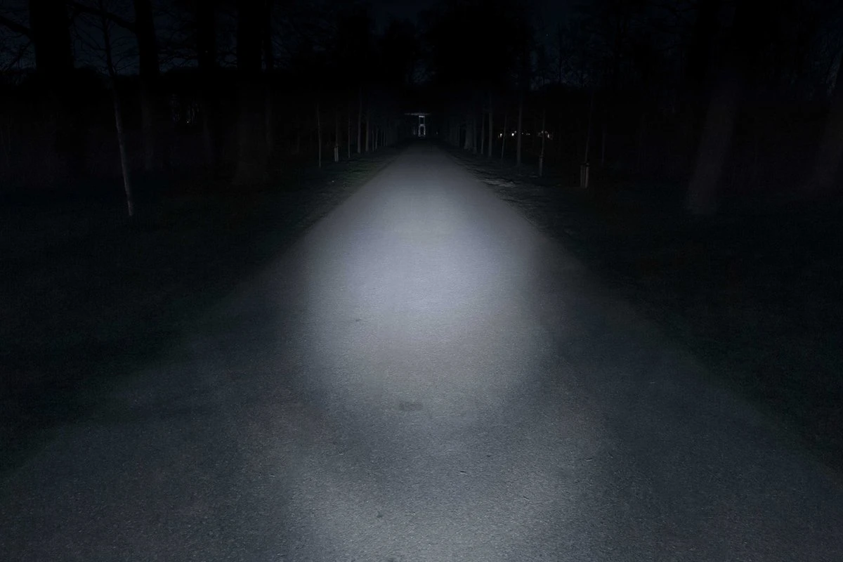 AXA Echo 30 Switch - Fietslamp Voorlicht - LED Koplamp - Dynamo - 30 Lux 4 AXA Echo 30 Switch - Fietslamp Voorlicht - LED Koplamp - Dynamo - 30 Lux - Afbeelding 4