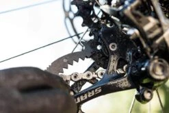 Muc-Off Claw Brush Tandwiel Borstel 12 Muc-Off Claw Brush Tandwiel Borstel -BASIL Verkoop 1200x801 38