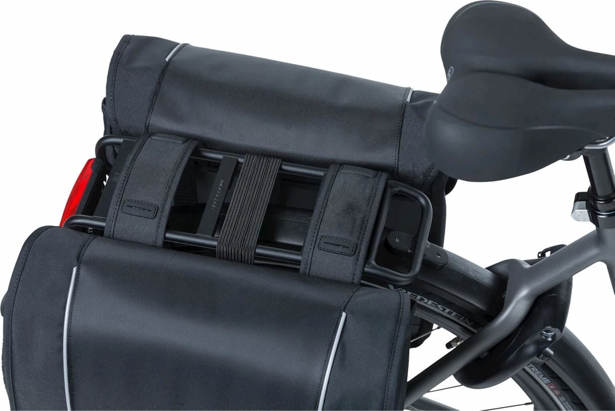 Basil Sport Design Dubbele Fietstas - Grijs - 32 Liter 14 Basil Sport Design Dubbele Fietstas - Grijs - 32 Liter - Afbeelding 14