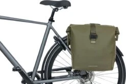 Basil SoHo Dubbele Fietstas Nordlicht - Mosgroen - 41 Liter -BASIL Verkoop 1200x803 4
