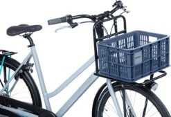 Basil Fietskrat S - Klein - 17.5 Liter - Blauw -BASIL Verkoop 1200x821