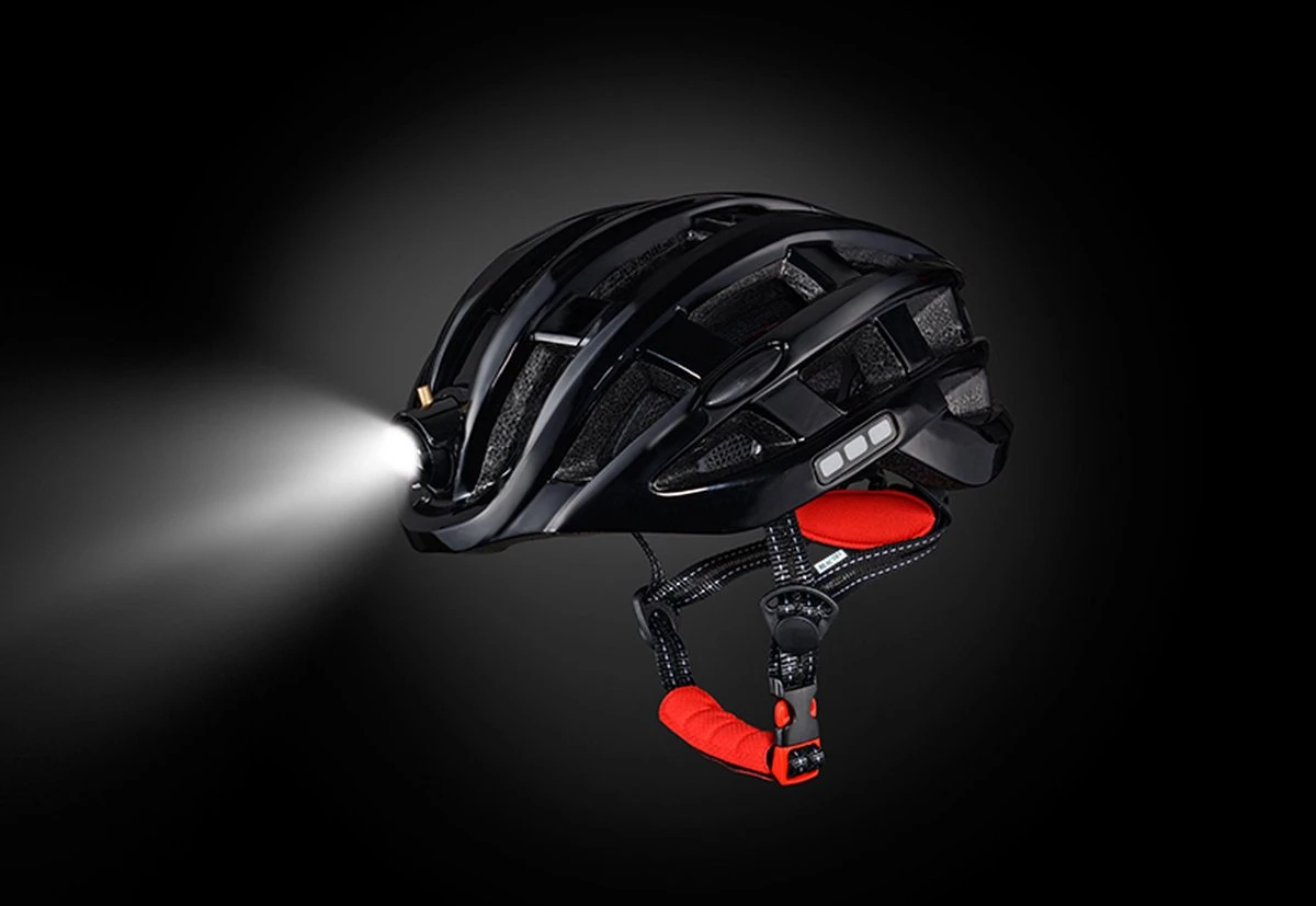 MTB Helm Met Verlichting | E-bike | Racefiets | Pro Fietshelm Met Verlichting | Licht Van Gewicht | Ingebouwde Led Lamp Als Voorlicht + Zijlicht En Achterlicht > Sport Lights, Kleur Helm Zwart 1 MTB Helm Met Verlichting | E-bike | Racefiets | Pro Fietshelm Met Verlichting | Licht Van Gewicht | Ingebouwde Led Lamp Als Voorlicht + Zijlicht En Achterlicht > Sport Lights, Kleur Helm Zwart