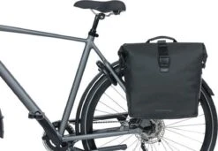 Basil SoHo Dubbele Fietstas MIK - Zwart - 41 Liter -BASIL Verkoop 1200x831 3