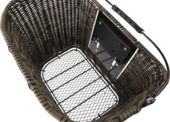 Fastrider Sverre Stuur Fietsmand KlickFIX - Bruin - 26L 13 Fastrider Sverre Stuur Fietsmand KlickFIX - Bruin - 26L -BASIL Verkoop 1200x862 9