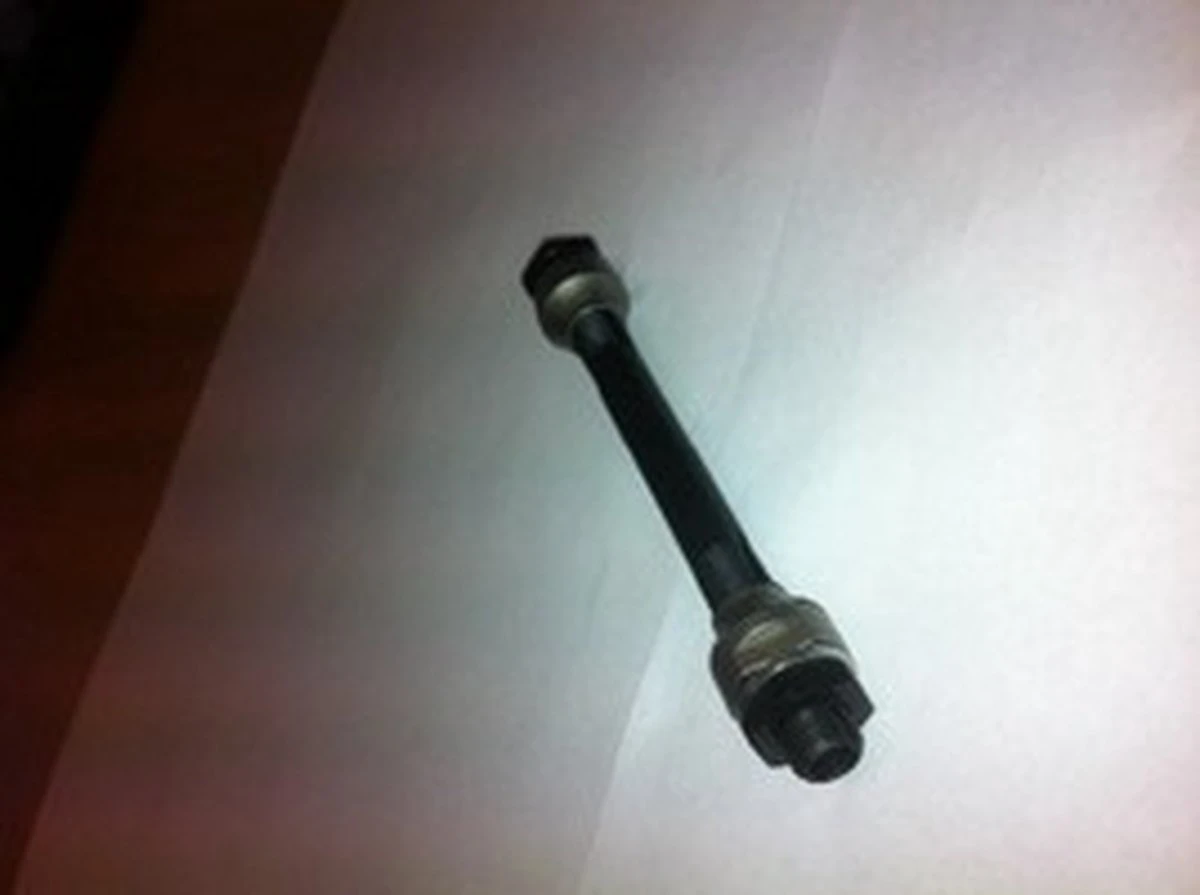 Basil Jasmin Butterfly Kinderfietsmand - Inclusief Haken - Staal - Lila 2 Basil Jasmin Butterfly Kinderfietsmand - Inclusief Haken - Staal - Lila - Afbeelding 2