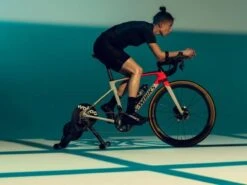 Wahoo Fitness Wahoo KICKR CORE Interactieve Fietstrainer - Direct Drive -BASIL Verkoop 1200x900 103