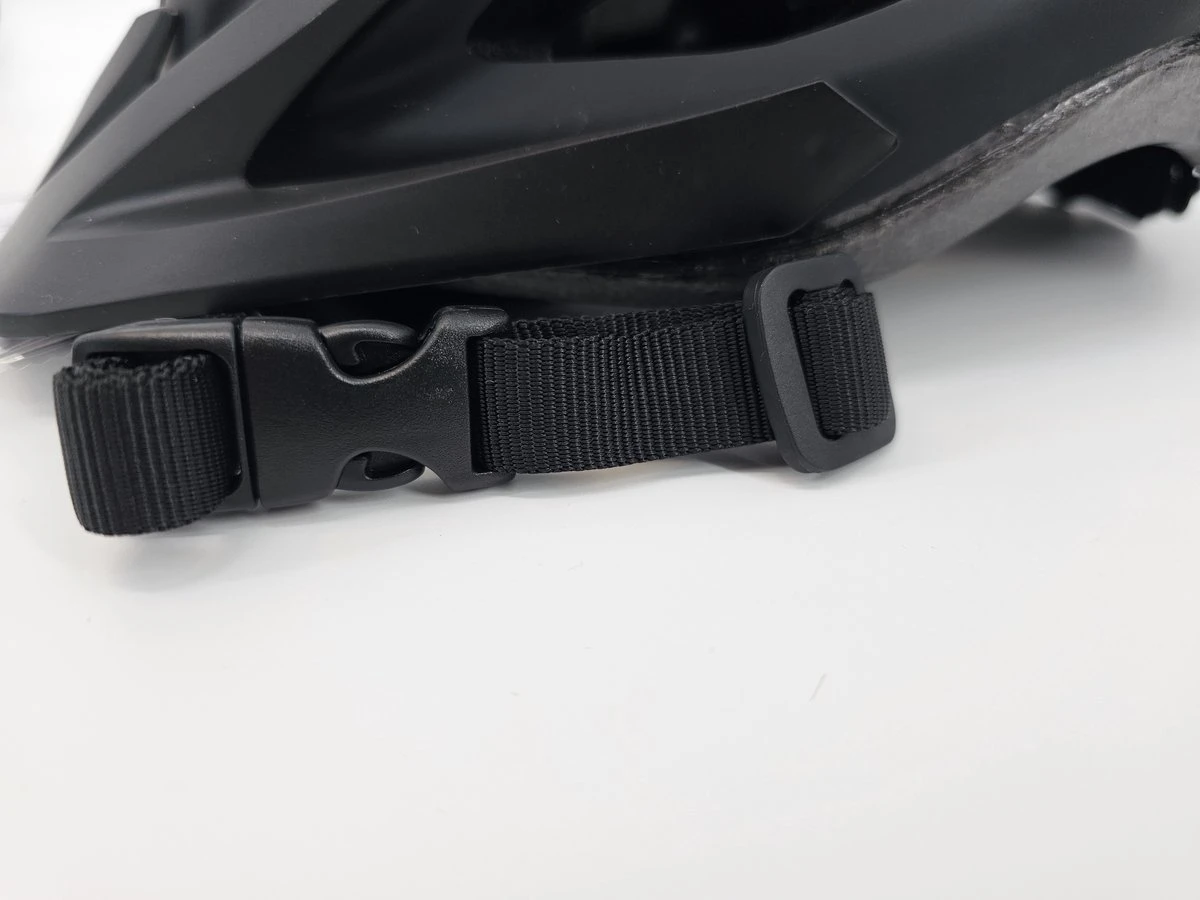 One Bikeparts® Fietshelm | Kleur Rood | Volwassenen | Lichtgewicht | 19 Ventilatie Gaten | Maat M/L Verstelbaar Tussen 58-62 Cm | Gecertificeerde Fietshelm Voor Volwassen | MTB Fietshelm | In Geschenkdoos | Fietshelm Dames - Heren | Luxe Verpakking 12 One Bikeparts® Fietshelm | Kleur Rood | Volwassenen | Lichtgewicht | 19 Ventilatie Gaten | Maat M/L Verstelbaar Tussen 58-62 Cm | Gecertificeerde Fietshelm Voor Volwassen | MTB Fietshelm | In Geschenkdoos | Fietshelm Dames - Heren | Luxe Verpakking - Afbeelding 12