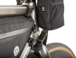 AGU Snack-Pack Venture Frametas Zwart - 1L - Bikepacking 15 AGU Snack-Pack Venture Frametas Zwart - 1L - Bikepacking -BASIL Verkoop 1200x913