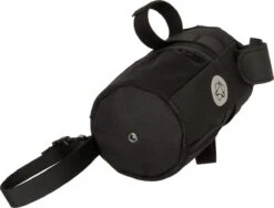 AGU Snack-Pack Venture Frametas Zwart - 1L - Bikepacking 12 AGU Snack-Pack Venture Frametas Zwart - 1L - Bikepacking -BASIL Verkoop 1200x915 3