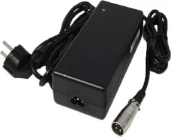 Universele Fietsaccu Lader - Elektrische Fietsoplader - 24V - 2A - Met XLR 3 Pins Stekker 8 Universele Fietsaccu Lader - Elektrische Fietsoplader - 24V - 2A - Met XLR 3 Pins Stekker -BASIL Verkoop 1200x955 6