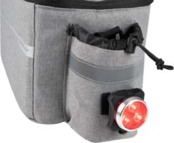 Dunlop Koeltas Voor Bagagedrager Fiets - 7 Liter - Fietstas - Klittenband Bevestiging - Incl. Extra Opbergvakken En Flessenhouder - Isolerende Binnenlaag - Met Schouderband - Grijs -BASIL Verkoop 1200x985 1