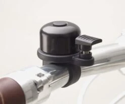 Merkloos Fietsbel Geheime Plek GPS Tracker Fiets - Airtag Fiets Verborgen Anti Diefstal Geschikt Voor Apple Airtag - Diefstalbeveiliging Fiets Alarm -BASIL Verkoop 1200x994 10