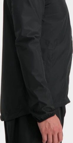 AGU GO Regenpak Essential Unisex - Zwart - XL - Dames & Heren - Waterdicht & Ademend 34 AGU GO Regenpak Essential Unisex - Zwart - XL - Dames & Heren - Waterdicht & Ademend -BASIL Verkoop 613x1200 4