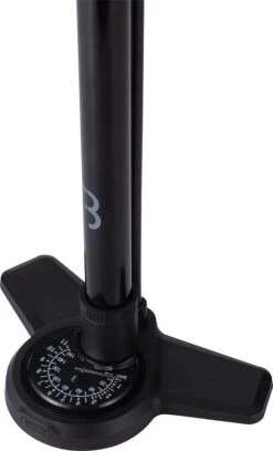 BBB Cycling AirBoost Fietspomp Met Drukmeter - Fiets Pomp Racefiets En Mountainbike - Voetpomp 11 Bar - Zwart - BFP-28 -BASIL Verkoop 727x1200 4