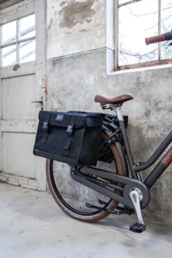 Fastrider Canvas 94 Dubbele Fietstas Zwart - 56L -BASIL Verkoop 800x1200 12