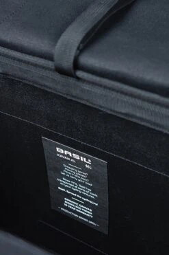 Basil Kavan Eco Classic Rounded 46L Dubbele Fietstas - Zwart -BASIL Verkoop 800x1200 14